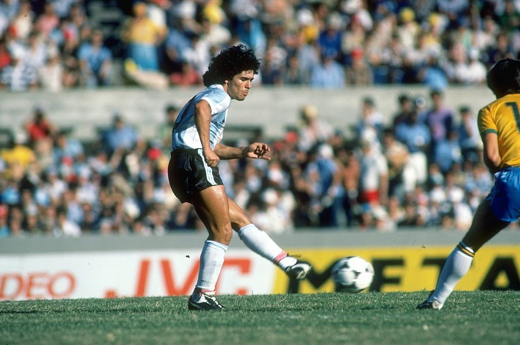 La historia detrás de la épica foto de Maradona con Freddie Mercury