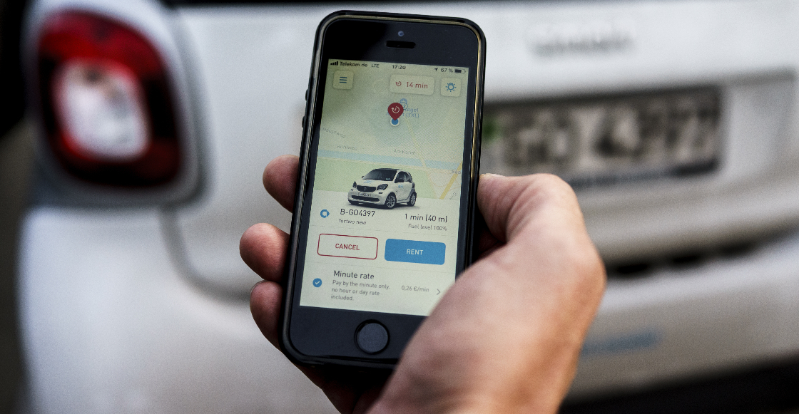 Usuaria pide auxilio a través de app y es ayudada por los conductores