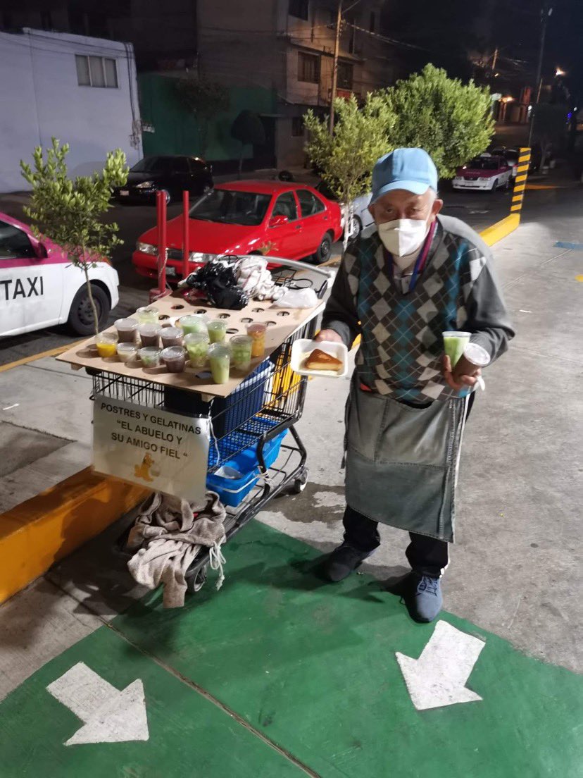 La verdadera historia del abuelito que vende postres en CDMX y se hizo viral 